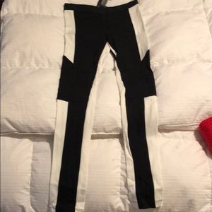 Bcbg black and white color block pants